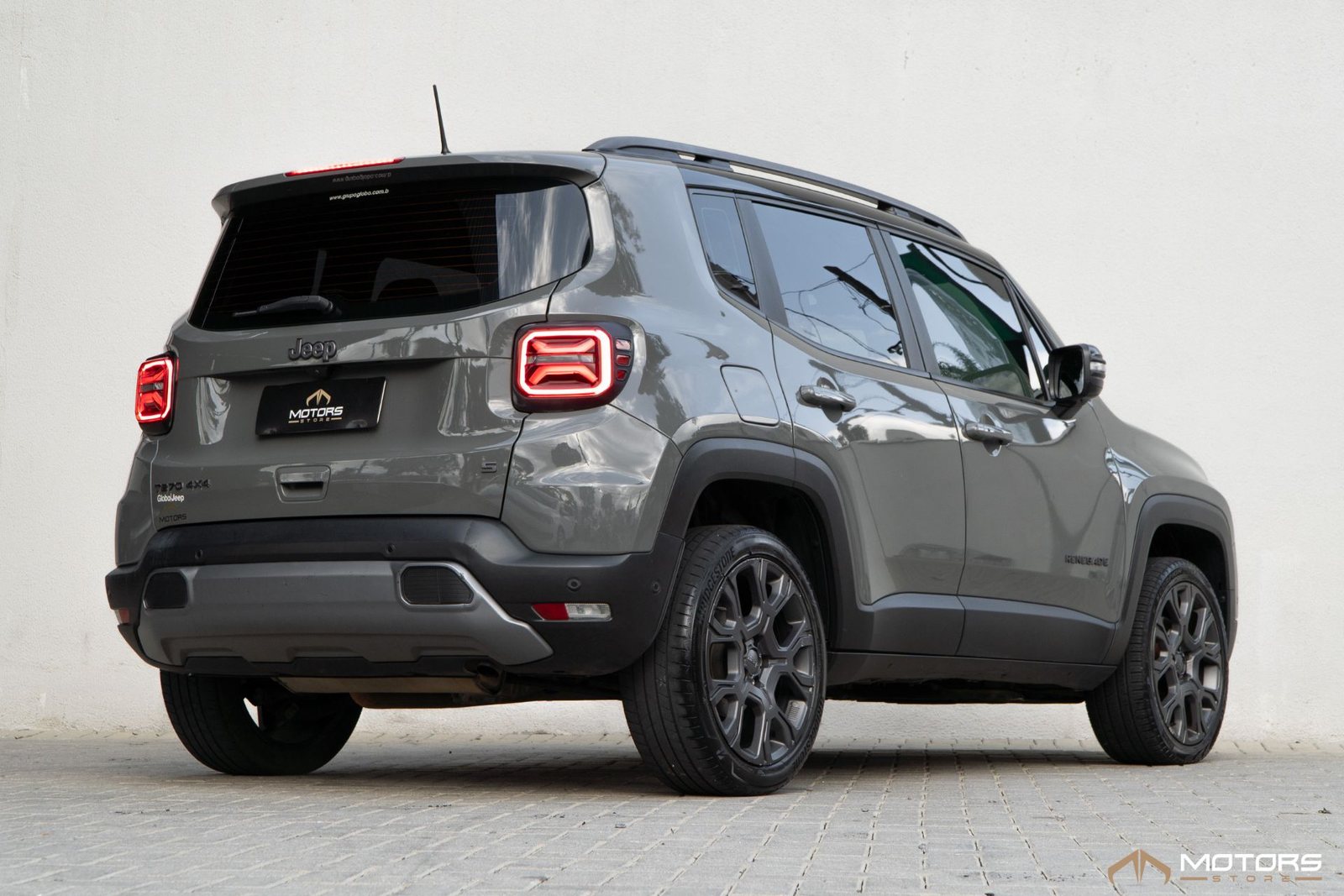 Jeep Renegade — foto 2