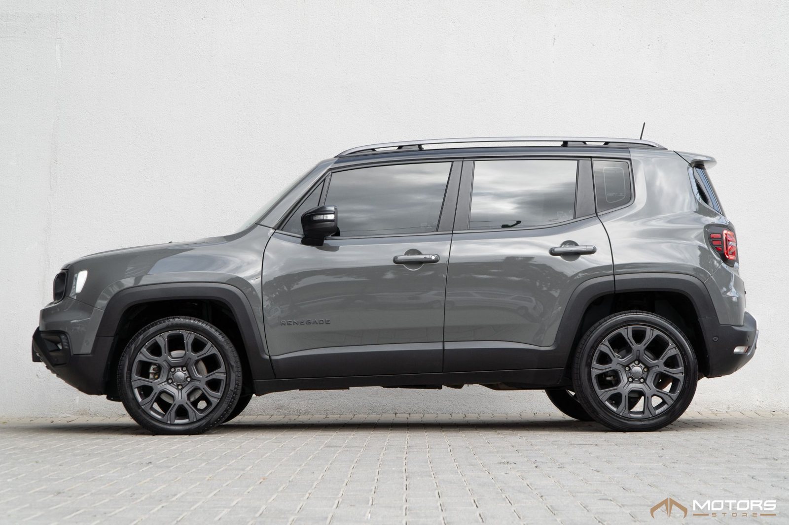 Jeep Renegade — foto 3