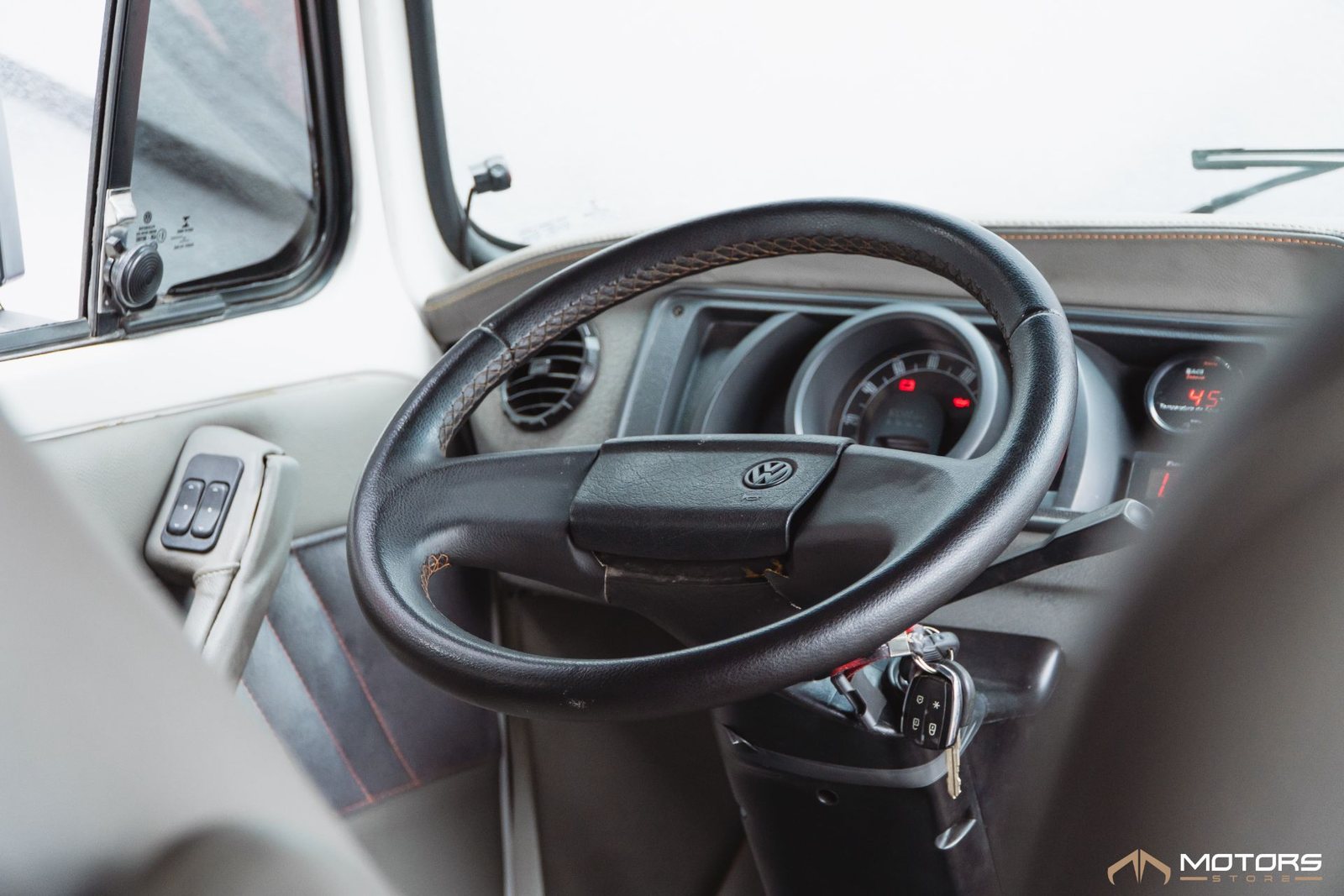 Volkswagen Kombi Standard 1.4 MI - Imagem 11