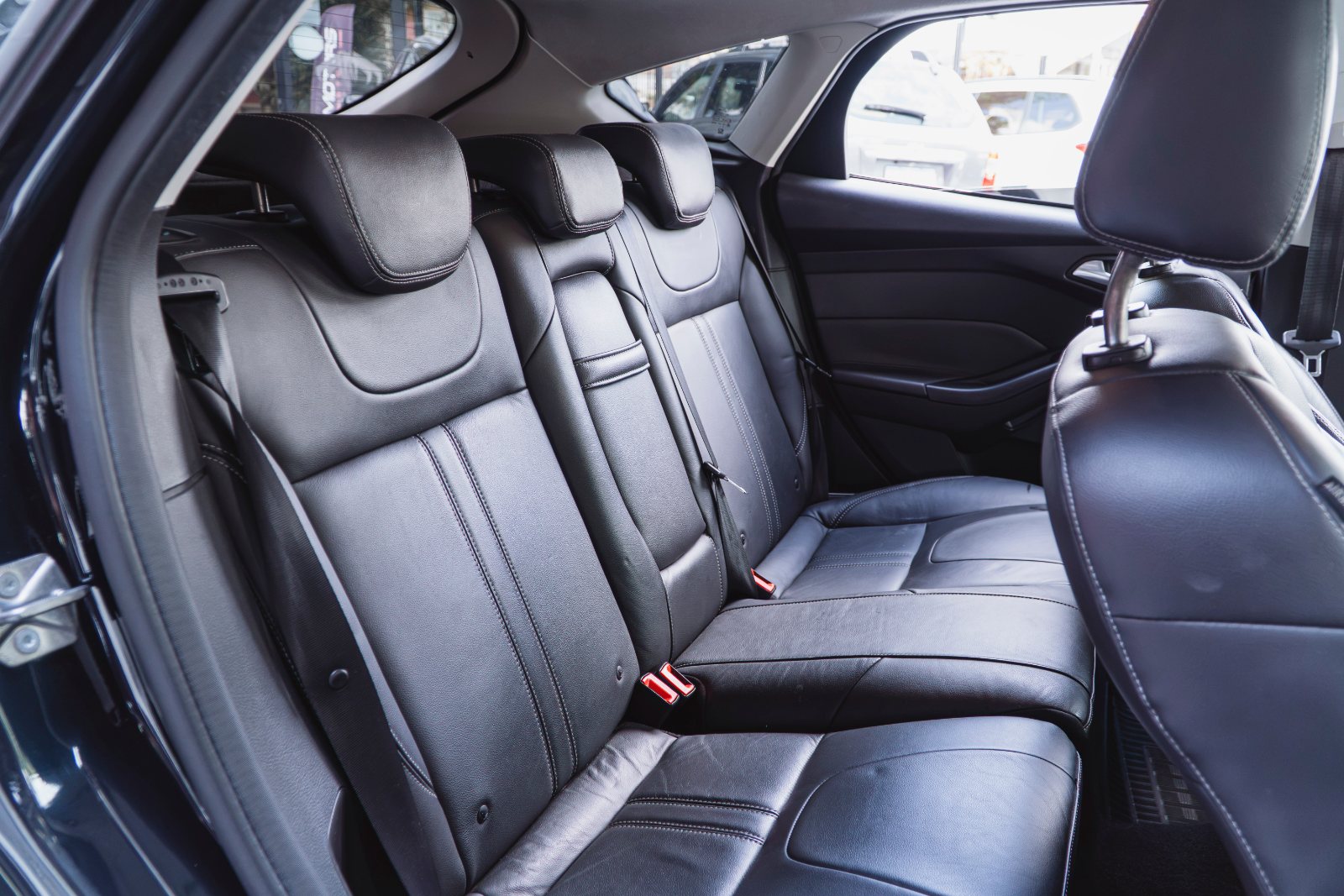 Ford Focus Ti AT 2.0 Hb - Imagem 8