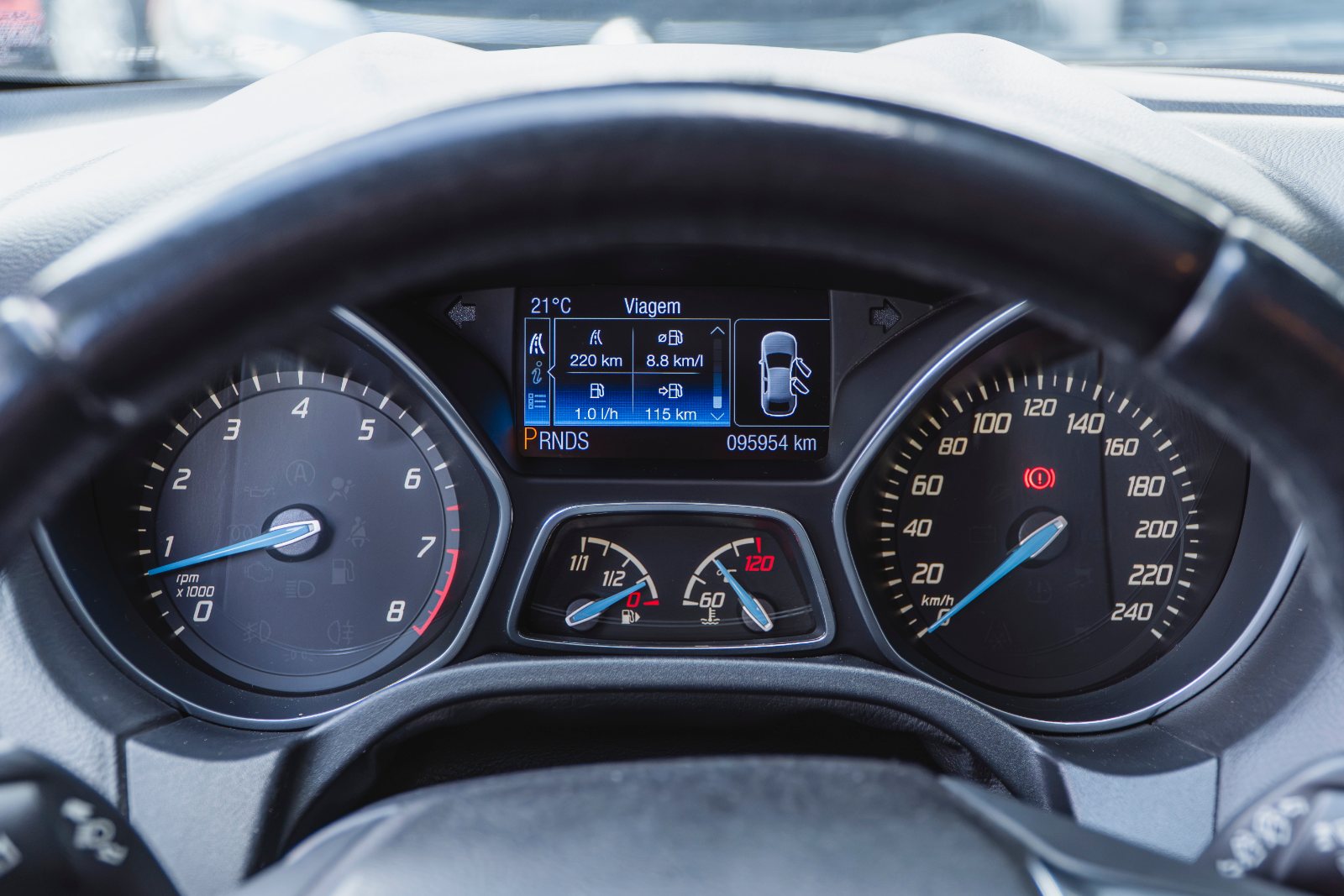Ford Focus Ti AT 2.0 Hb - Imagem 12